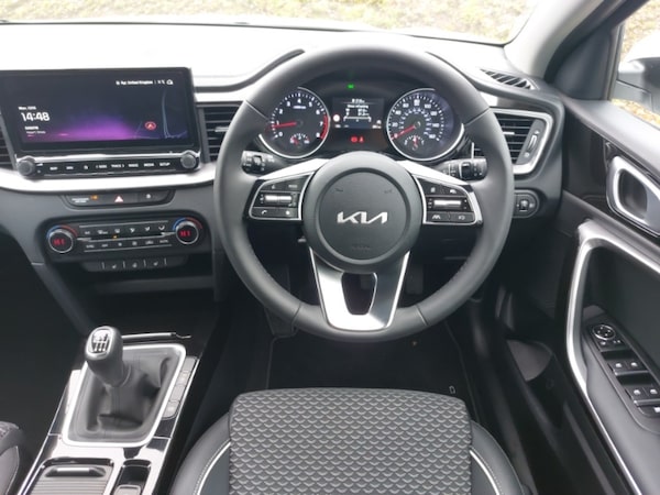 Used Kia XCeed 2025 for sale - 76301217: Photo 7