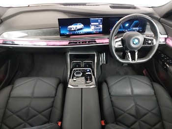 Used BMW i7 2023 for sale - 77876901: Photo