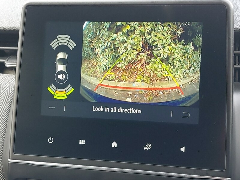 Used Renault Clio 2024 for sale - 77987447: Photo 12