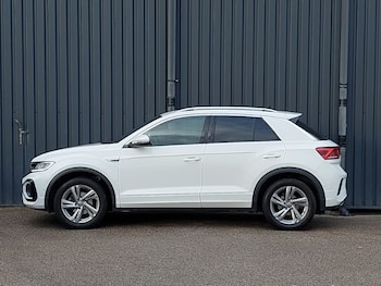 Used Volkswagen T-Roc 2023 for sale - 77325468: Photo