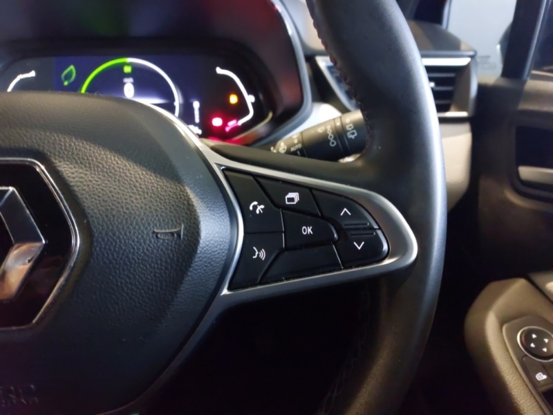 Used Renault Clio 2022 for sale - 77438982: Photo 11