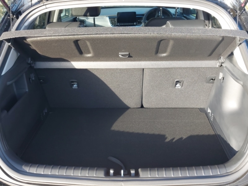 Used Kia Stonic 2025 for sale - 77767747: Photo 8