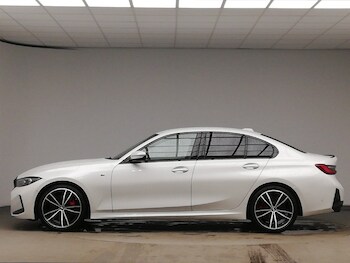 Used BMW 3 Series 2024 for sale - 77670026: Photo