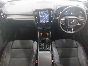 Used Volvo XC40 2024 for sale - 77184704: Photo