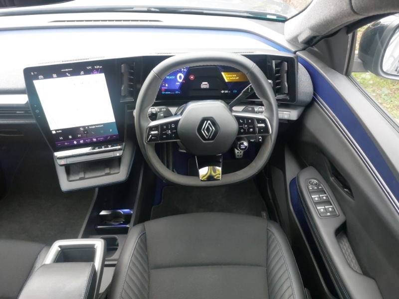 Used Renault Scenic E-Tech 2024 for sale - 76837904: Photo 7