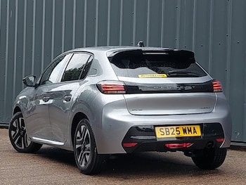 Used Peugeot 208 2025 for sale - 76483688: Photo