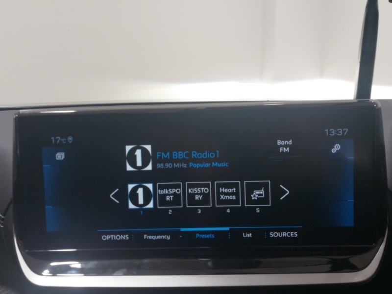 Used Peugeot 2008 2023 for sale - 77897012: Photo 10