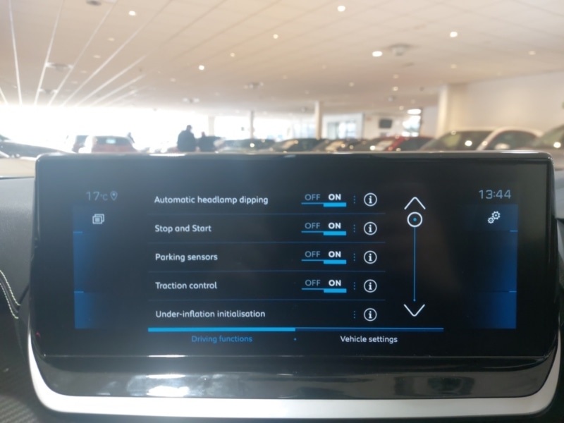 Used Peugeot 2008 2023 for sale - 77897012: Photo 12