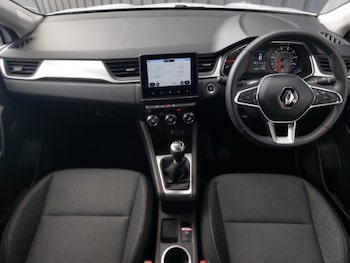 Used Renault Captur 2022 for sale - 76492858: Photo