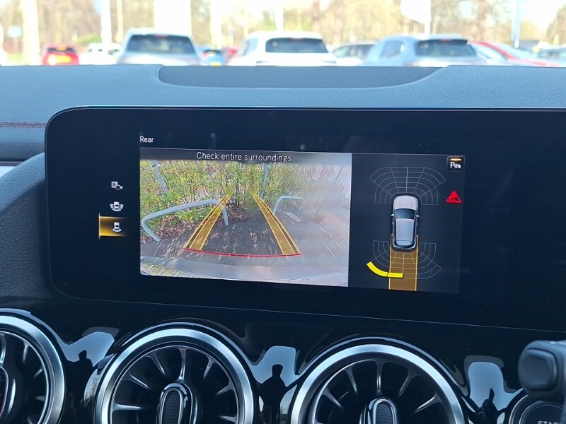 Used Mercedes-Benz EQA 2021 for sale - 77949405: Photo 11