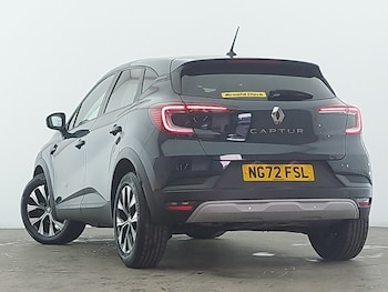 Used Renault Captur 2023 for sale - 77795480: Photo