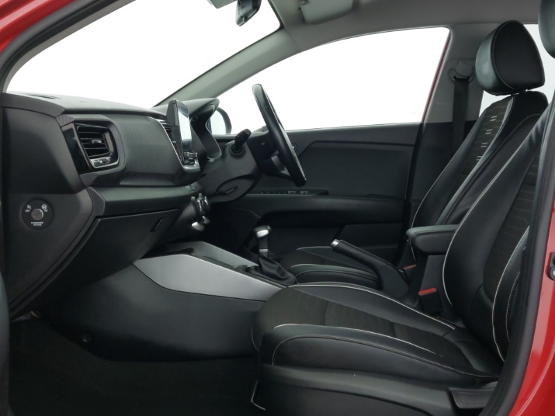 Used Kia Stonic 2022 for sale - 77645352: Photo 5