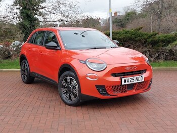 Used Fiat 600 2025 for sale - 77518816: Photo