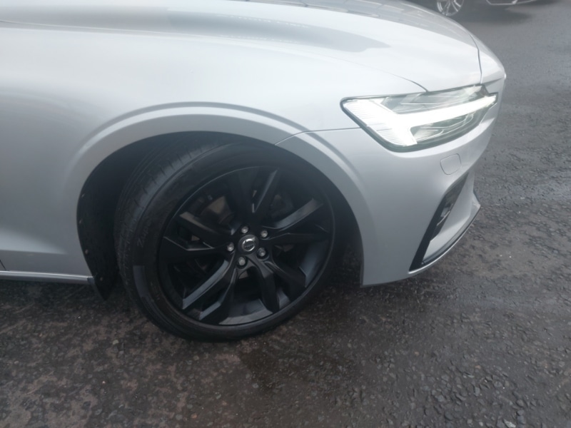 Used Volvo V60 2020 for sale - 77875513: Photo 9