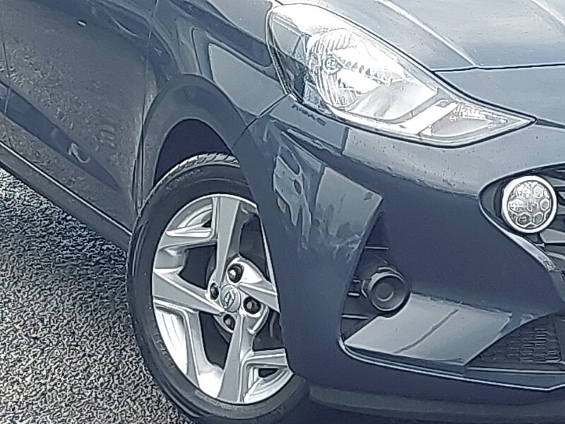 Used Hyundai i10 2023 for sale - 77209954: Photo 9