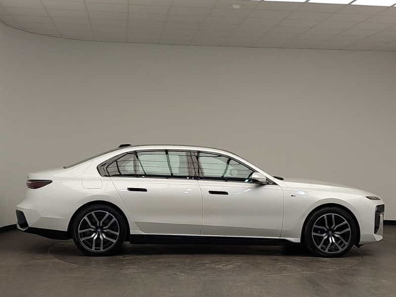 Used BMW i7 2023 for sale - 77492255: Photo 2