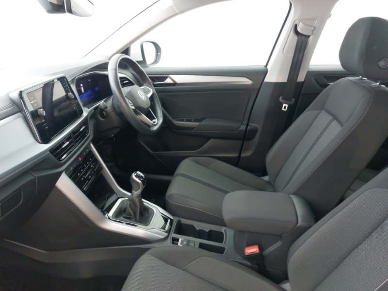 Used Volkswagen T-Roc 2023 for sale - 77266504: Photo 5