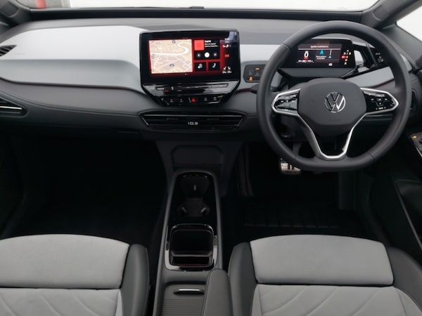 Used Volkswagen ID.3 2025 for sale - 76310321: Photo 2