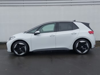 Used Volkswagen ID.3 2025 for sale - 76310321: Photo 4