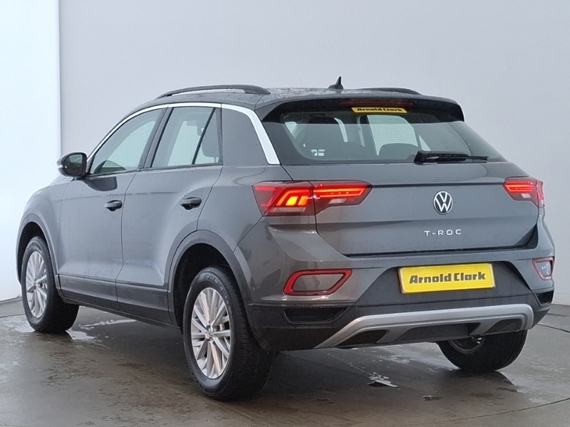 Used Volkswagen T-Roc 2023 for sale - 76407873: Photo 3