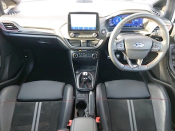 Used Ford Fiesta 2023 for sale - 76465656: Photo