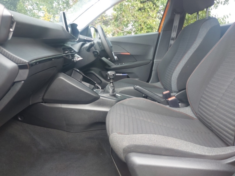 Used Peugeot 2008 2022 for sale - 76492589: Photo 5