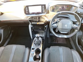 Used Peugeot 2008 2022 for sale - 77126989: Photo