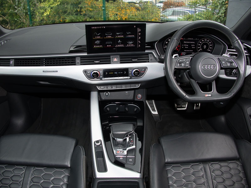 Used Audi RS4 2021 for sale - 77624479: Photo 2