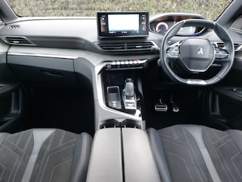 Used Peugeot 3008 2023 for sale - 77585531: Photo