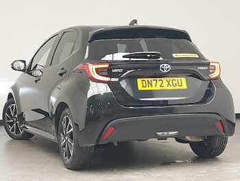 Used Toyota Yaris 2022 for sale - 77585409: Photo