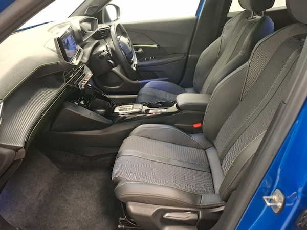 Used Peugeot 2008 2023 for sale - 76252077: Photo 5