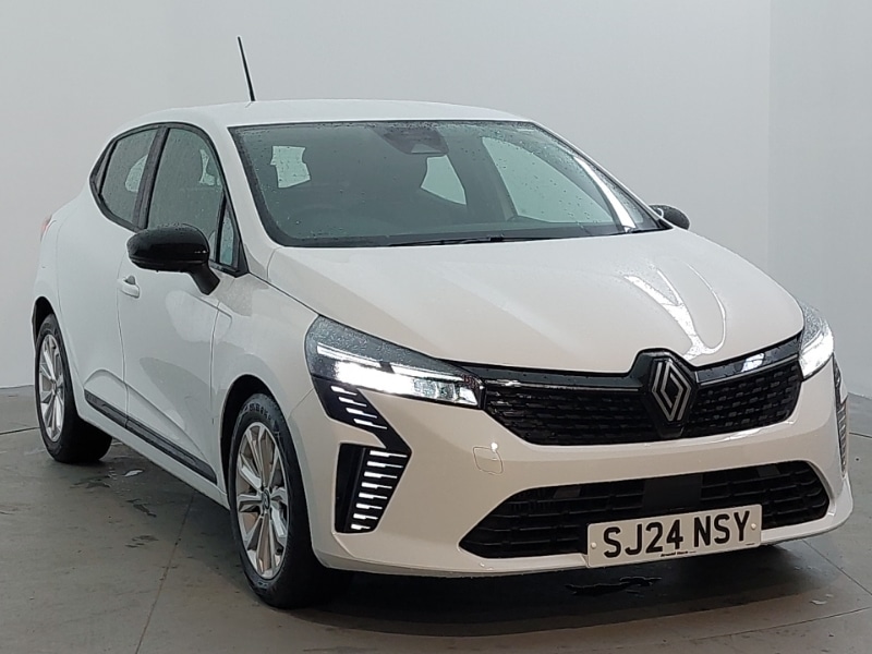 Used Renault Clio 2024 for sale - 76861155: Photo 1