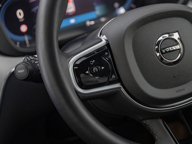 Used Volvo XC60 2024 for sale - 77677767: Photo 11