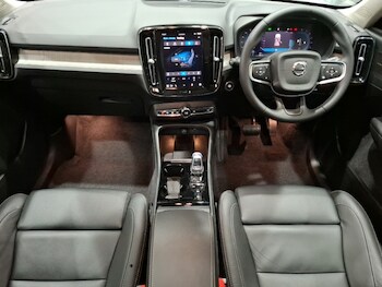 Used Volvo XC40 2024 for sale - 76195163: Photo 2