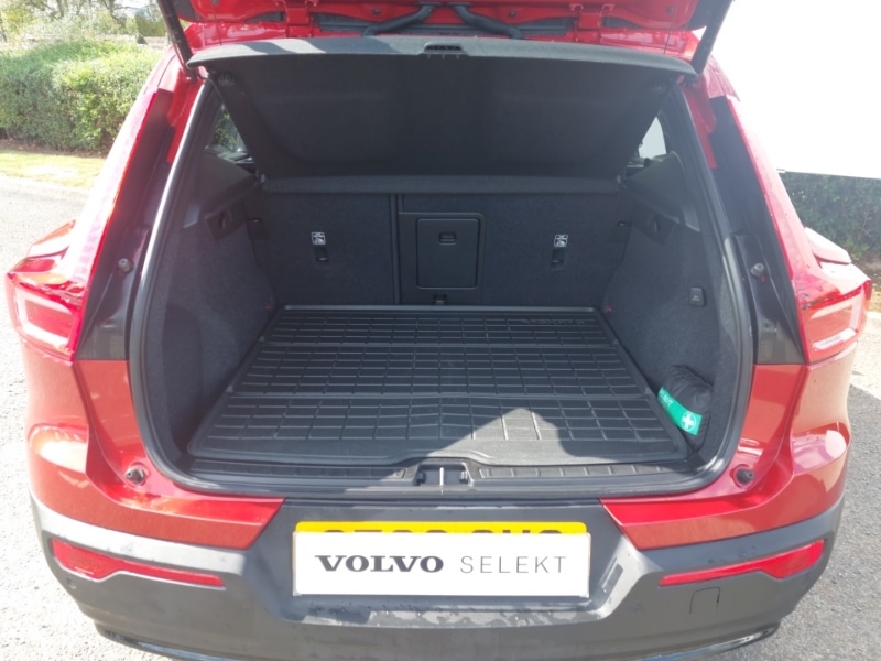 Used Volvo XC40 2022 for sale - 76786288: Photo 8