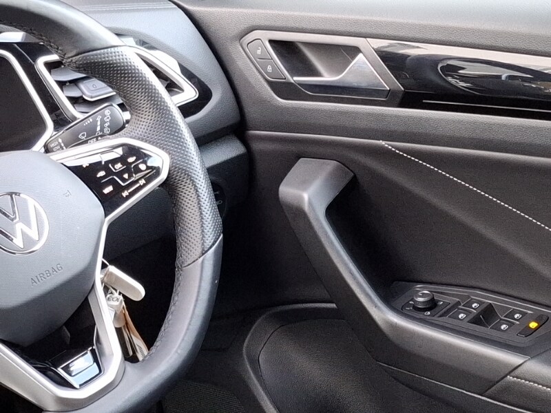 Used Volkswagen T-Roc 2022 for sale - 76833648: Photo 11