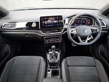 Used Volkswagen T-Roc 2022 for sale - 76833648: Photo