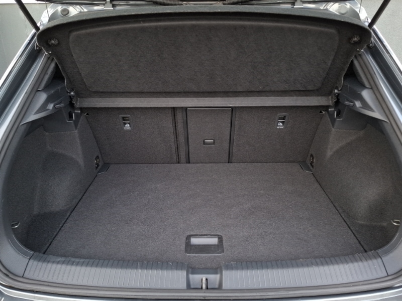 Used Volkswagen T-Roc 2022 for sale - 76833648: Photo 8