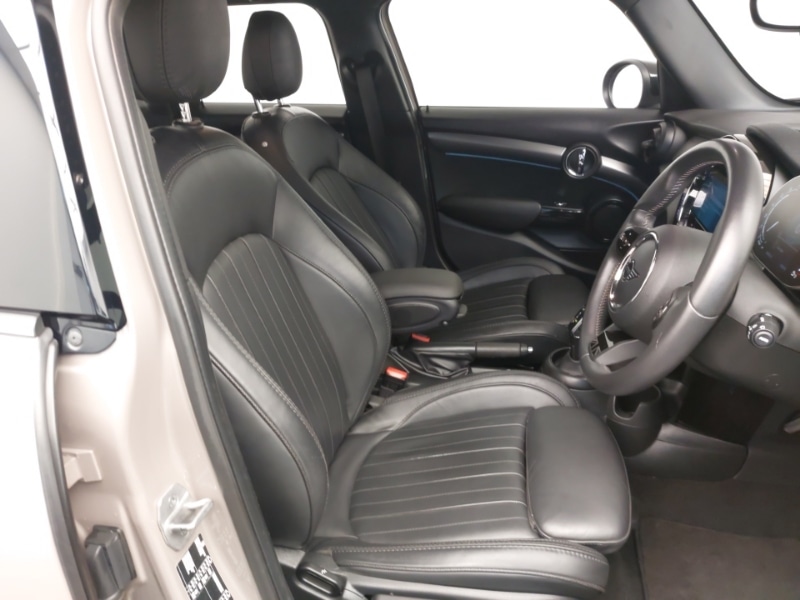 Used MINI Hatch 2023 for sale - 76796141: Photo 11