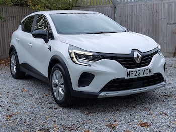 Used Renault Captur 2022 for sale - 76708340: Photo