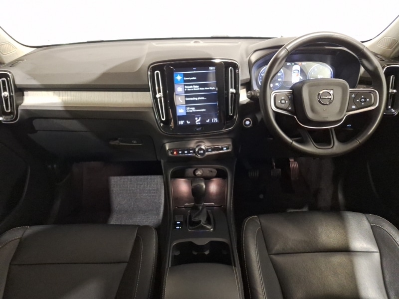 Used Volvo XC40 2020 for sale - 76120649: Photo 2
