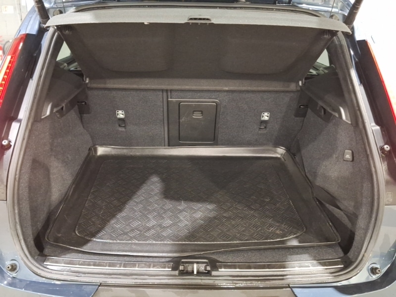 Used Volvo XC40 2020 for sale - 76120649: Photo 8