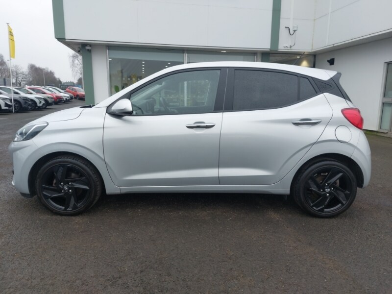 Used Hyundai i10 2023 for sale - 77897064: Photo 4