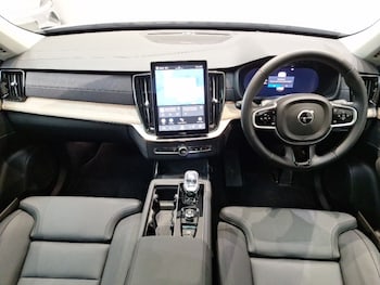 Used Volvo XC90 2025 for sale - 77740663: Photo