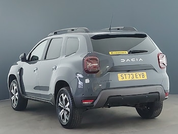 Used Dacia Duster 2023 for sale - 76894075: Photo