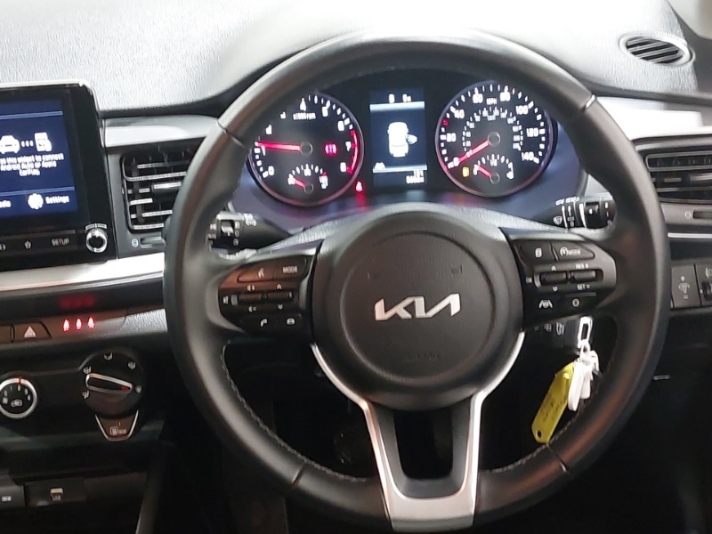 Used Kia Stonic 2022 for sale - 76726676: Photo 11