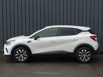 Used Renault Captur 2022 for sale - 77454556: Photo