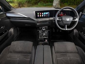 Used Vauxhall Astra 2025 for sale - 77169990: Photo