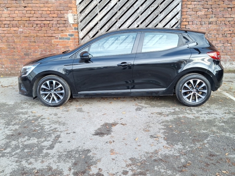 Used Renault Clio 2021 for sale - 76708868: Photo 4