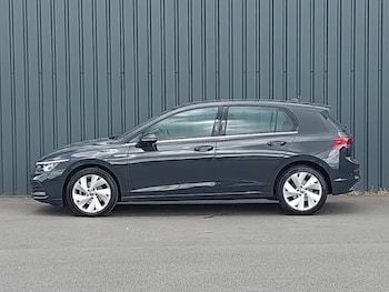 Used Volkswagen Golf 2024 for sale - 75587980: Photo